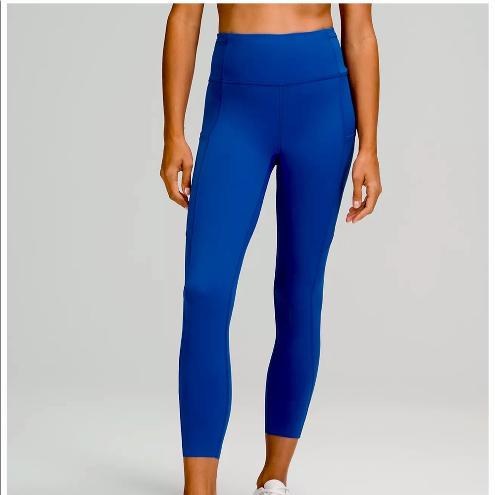Lululemon Fast and Free High Rise Tight 25 inch w/mesh detail on calf